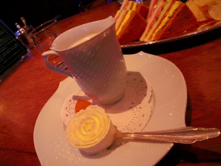 EBi[R[q[